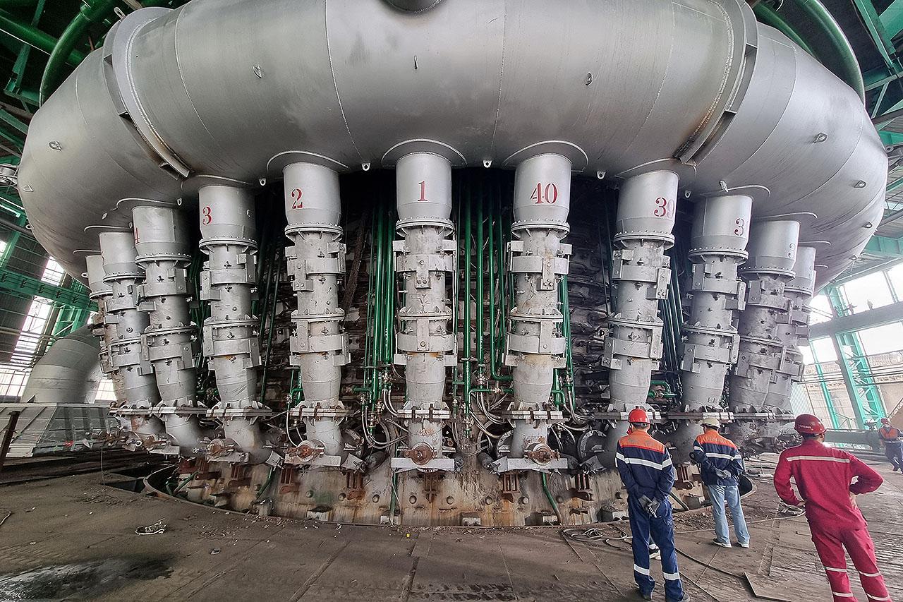 Pulverised coal injection piping and manifold